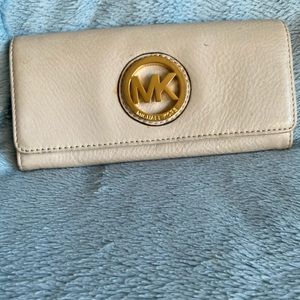 Michael Kors wallet
